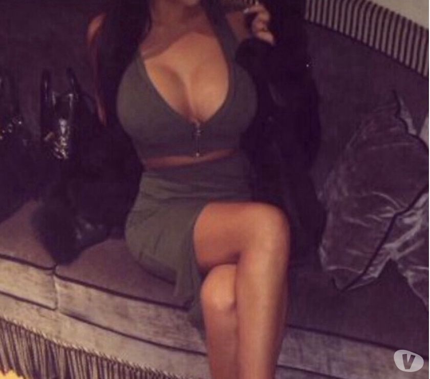 Massage avec douceur délicate de Sabrina